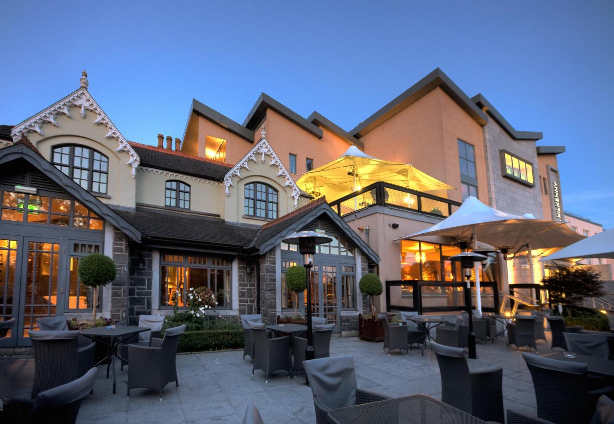 Hotel Kilkenny Exterior photo