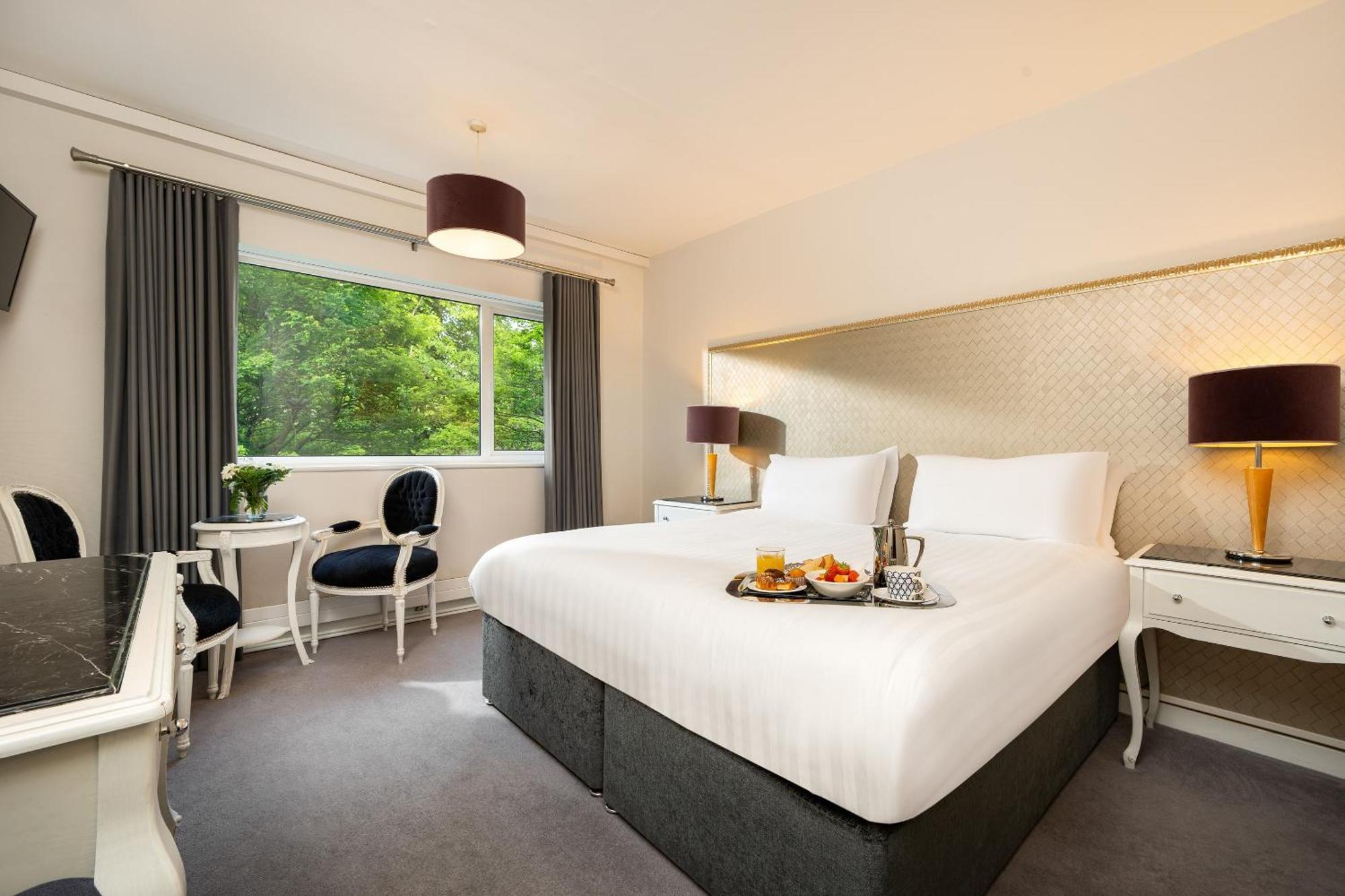 Hotel Kilkenny Exterior photo