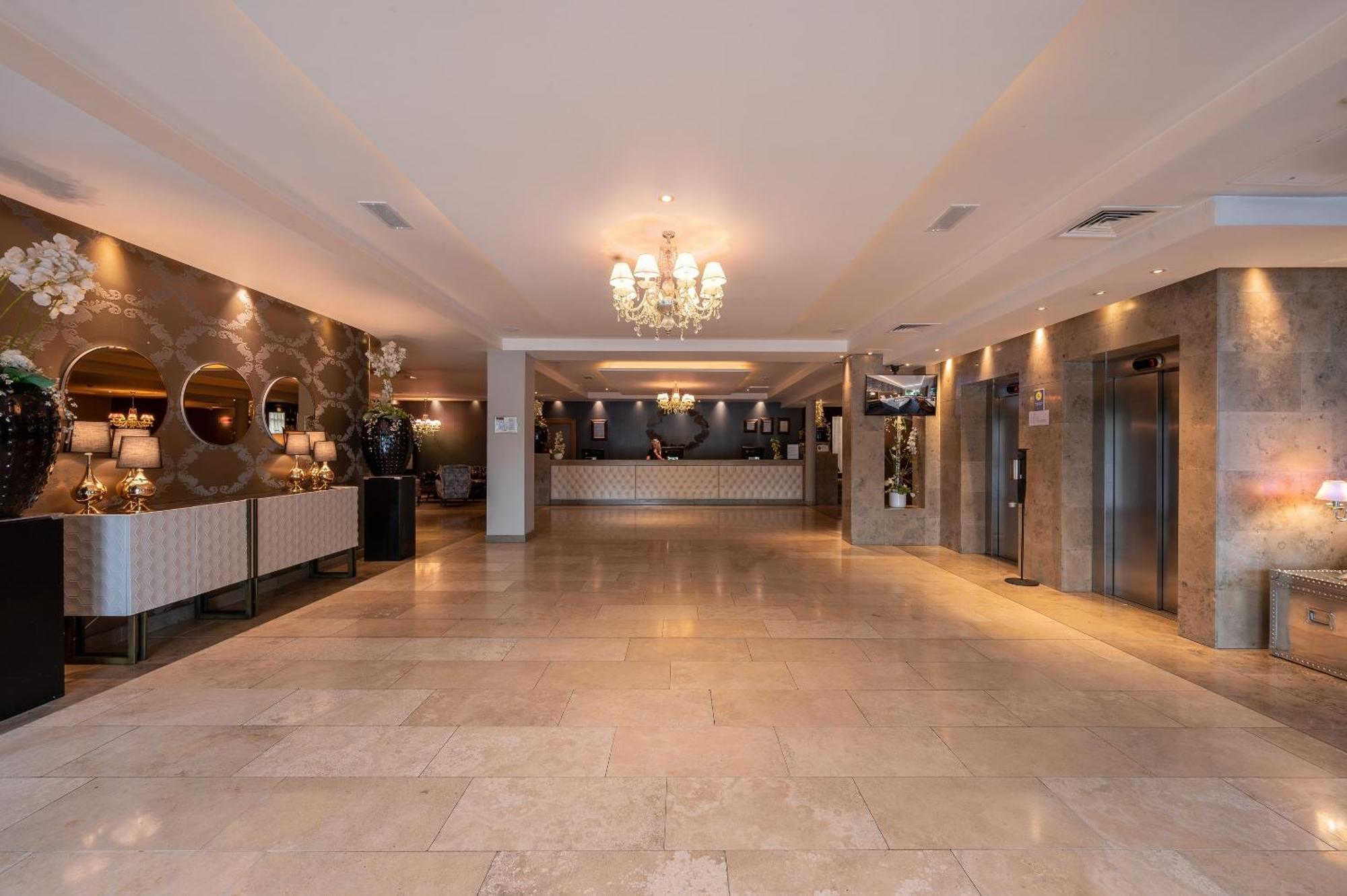Hotel Kilkenny Exterior photo
