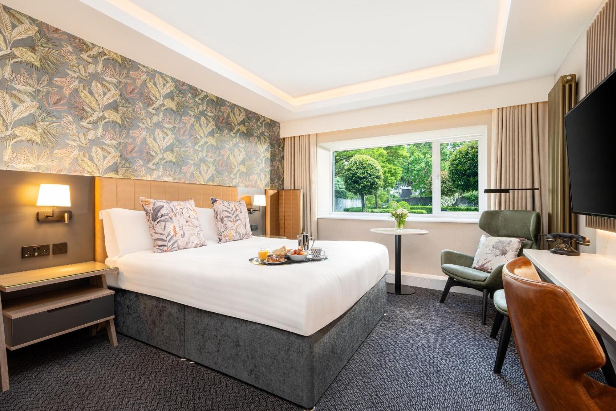 Hotel Kilkenny Exterior photo