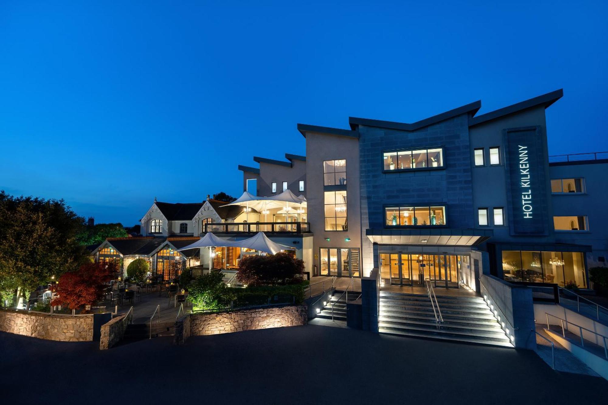 Hotel Kilkenny Exterior photo